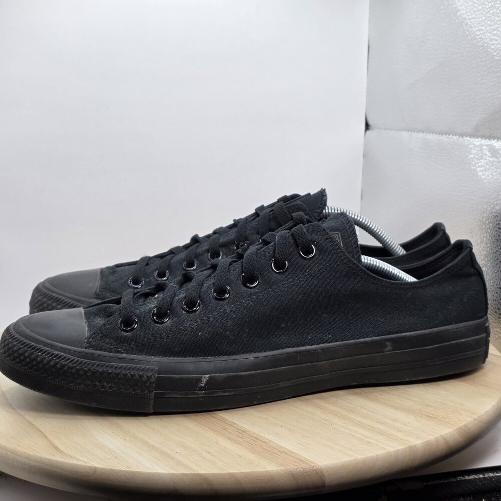 Mens Size 12 - Converse Chuck Taylor All Star Low Top Sneakers | M5039C | Black
